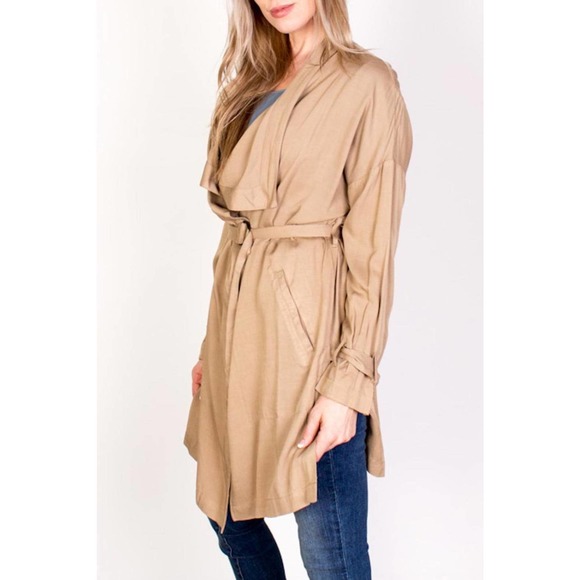 NWT Tan Lush Cascade Trench Coat Size M - Picture 3 of 3